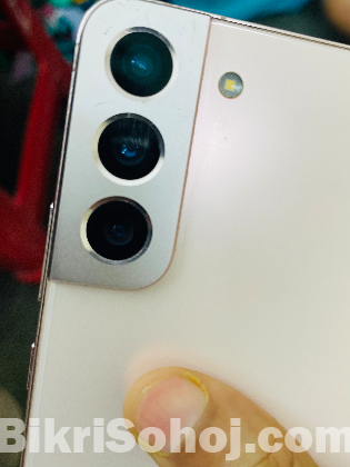 Samsung S22